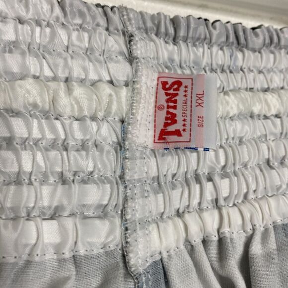 TWINS Special Muay Thai Boxing Shorts Size XXL NWOT - Picture 7 of 7